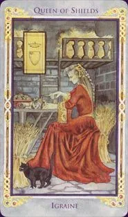 Queen of Shields card from the Arthurian Tarot deck
