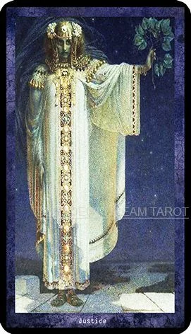 Decadent Dreams Tarot Review