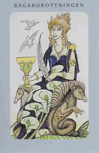 Queen of Cups from the Jolanda Tarot deck