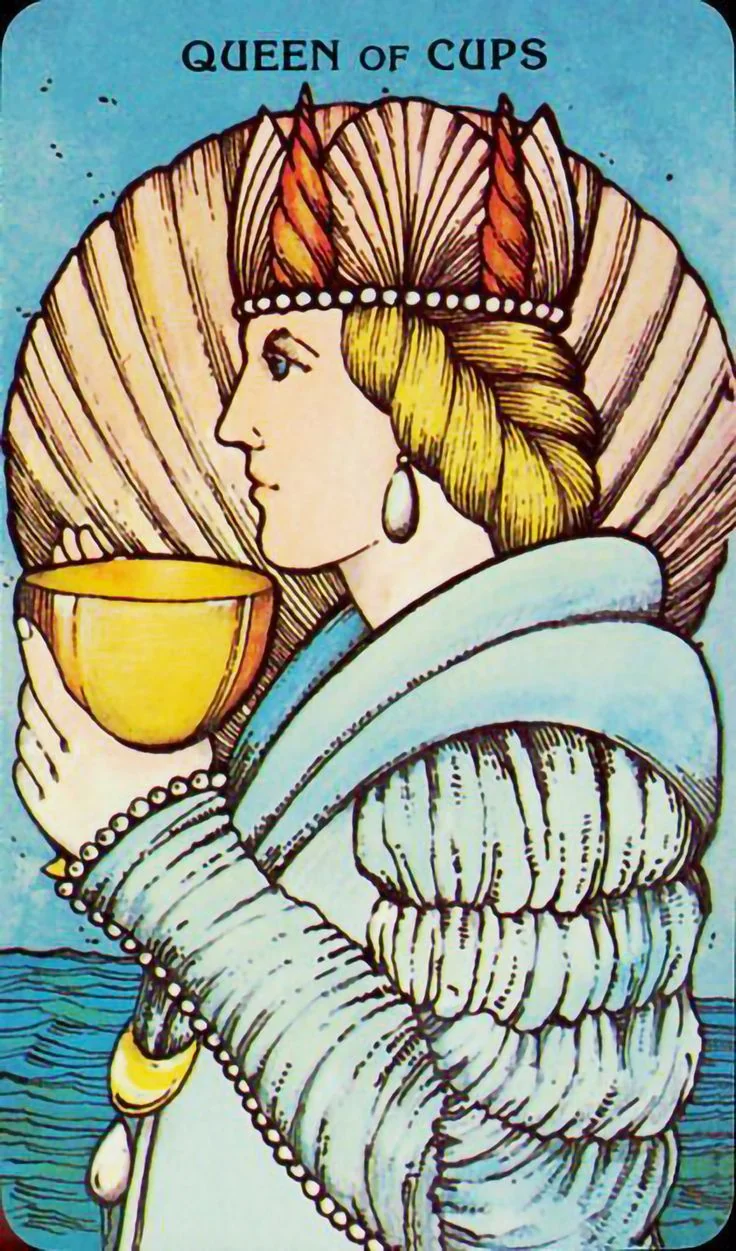Queen of Cups card from the Morgan-Greer Tarot deck