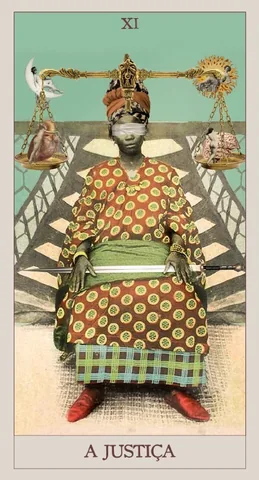 A Justiça - Nosotras Tarot - Tarot Deck by Elisa Riemer and Paula Mariá Riemer